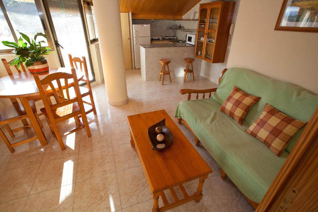 Apartamentos Maribel Каласейте Номер фото